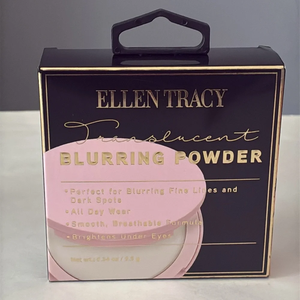 ✨💕Ellen Tracy Translucent Blurring Powder - Picture 1 of 4